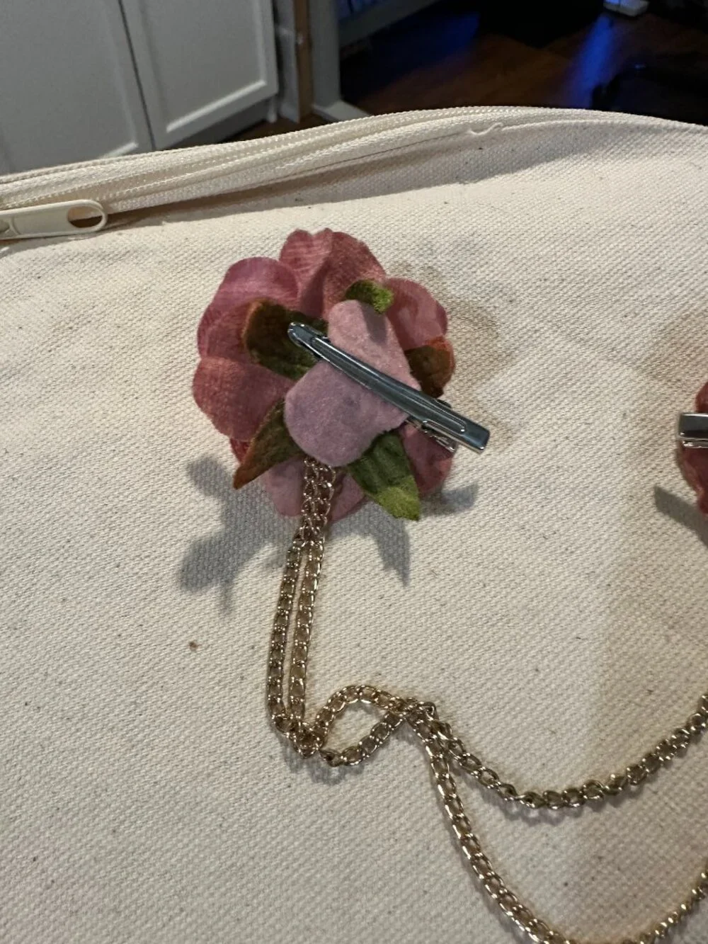 Pink Rose Hair Chain Accessory – Double-Sided